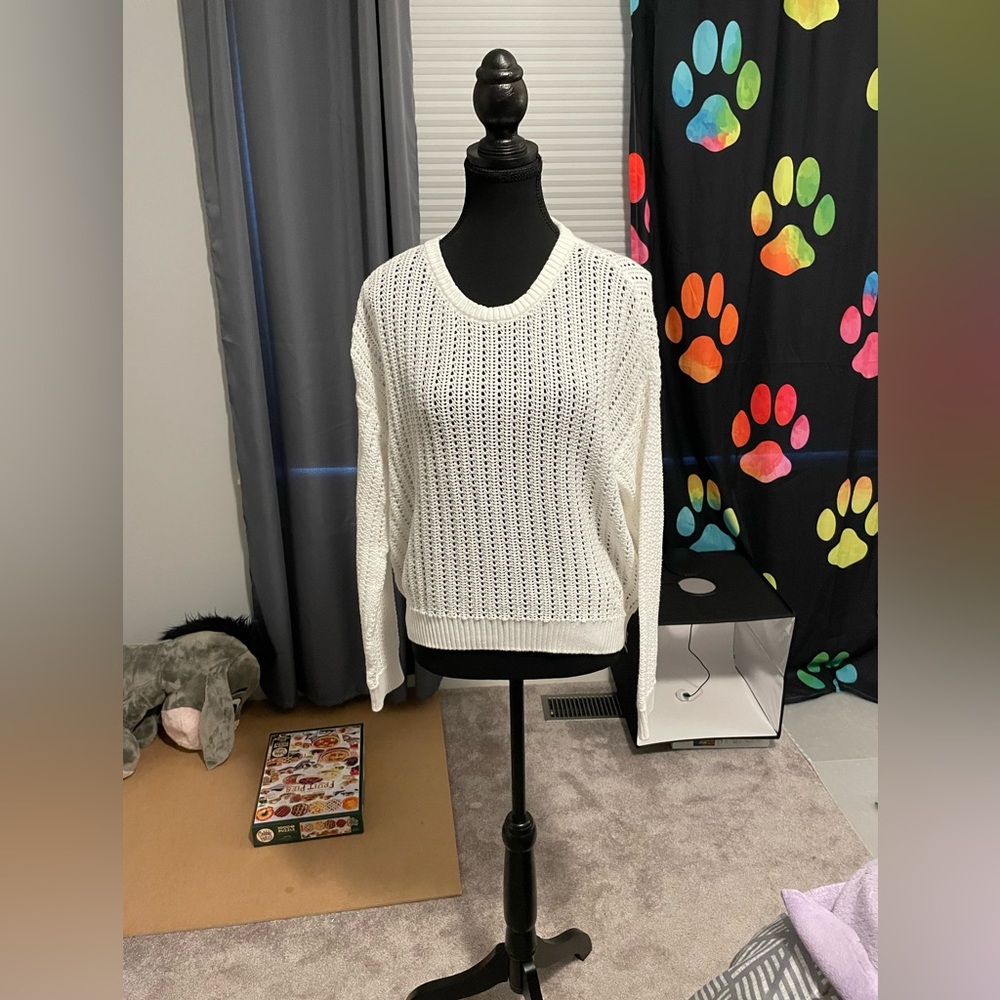 Cream sweater with a relaxed fit #cozy